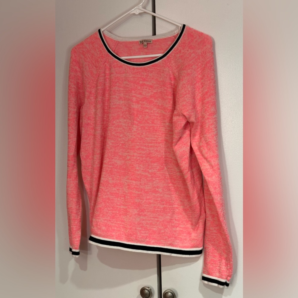 Juicy Couture sweater size large